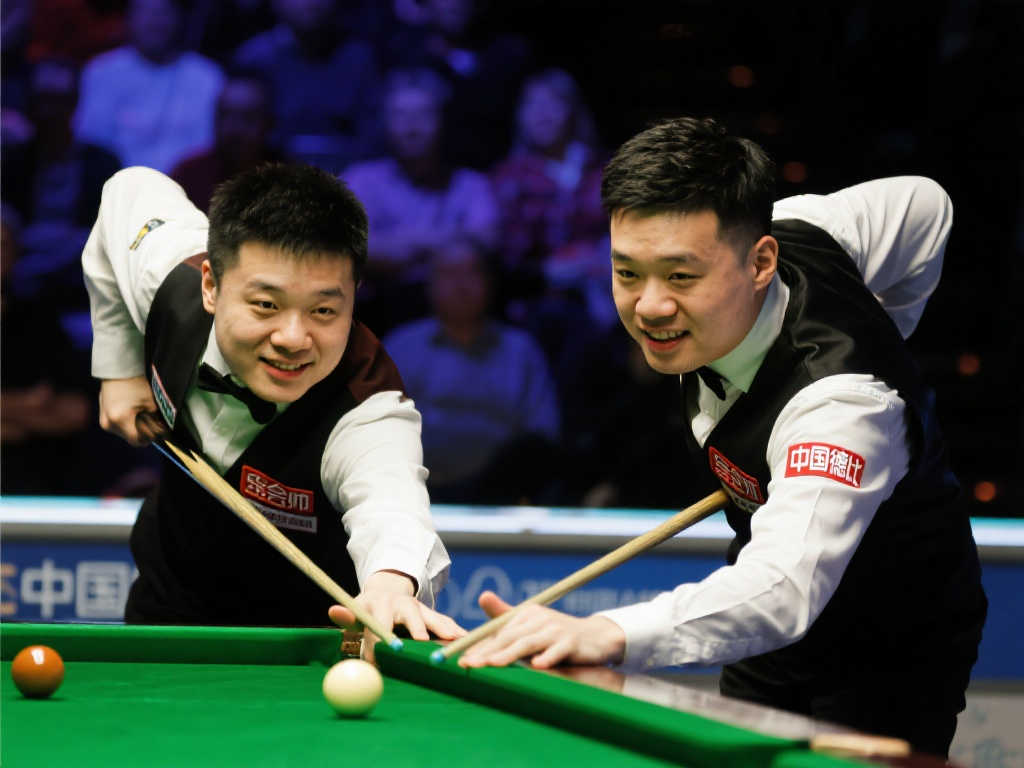 世锦赛:赵心童与斯佳辉携手闯入八强,期待中国德比上演 世锦赛:赵心童与斯佳辉携手闯入八强,期待中国德比上演